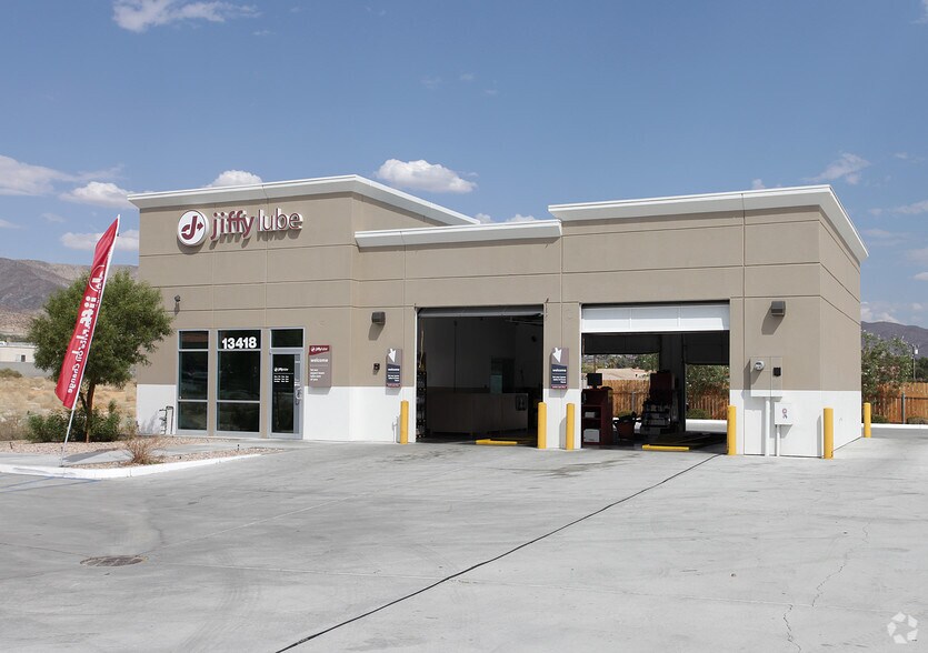 Primary Photo Of 13418 Palm Dr, Desert Hot Springs Auto Repair For Sale