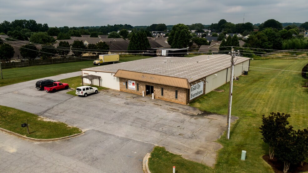 Primary Photo Of 10 Hendrix Dr, Greenville Flex For Lease