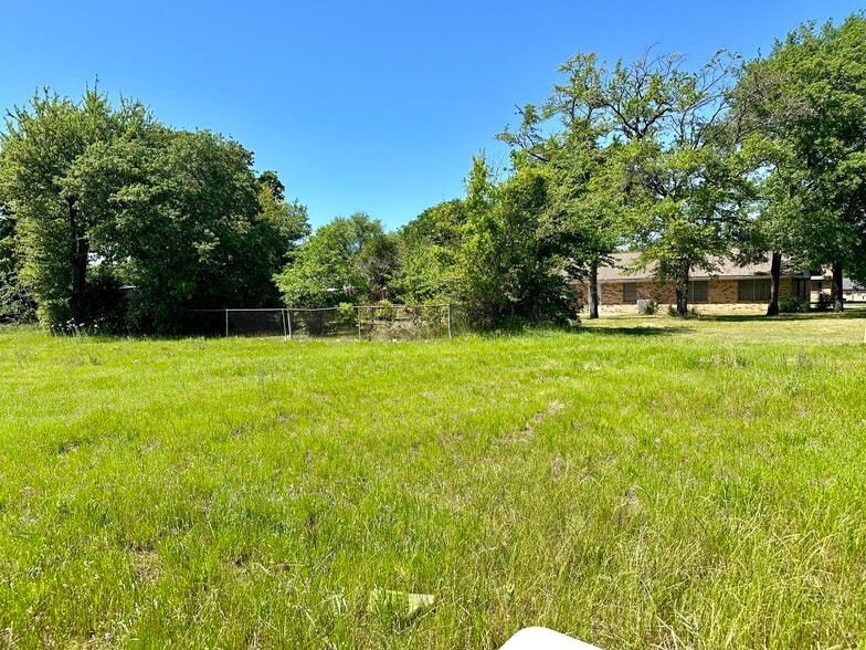 More Photos Of 3001 WNW 323 loop, Tyler Land For Sale