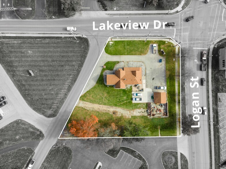 More Photos Of 405 Lafayette Rd, Noblesville Office For Sale