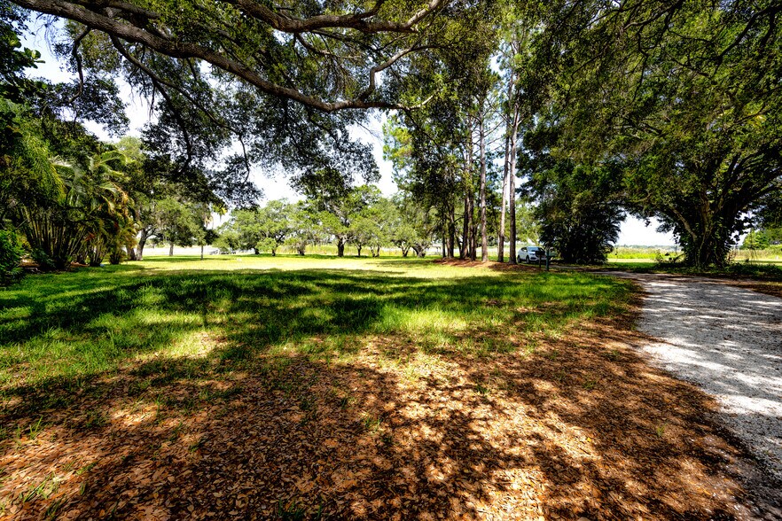 More Photos Of 12330 101st St, Largo Land For Sale