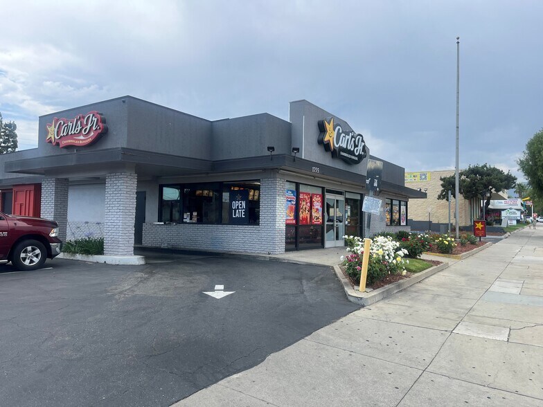 More Photos Of 1755 Indian Hill Blvd, Pomona Fast Food For Lease