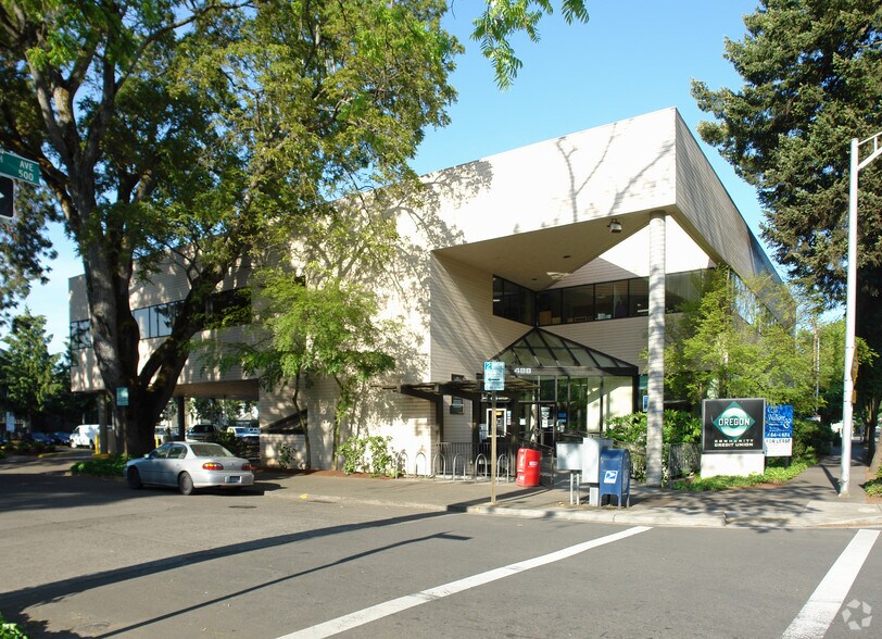 More Photos Of 488 E 11th Ave, Eugene Office For Lease