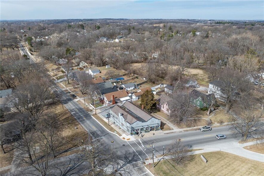 More Photos Of 2702 Ashland Ave, Saint Joseph Freestanding For Sale