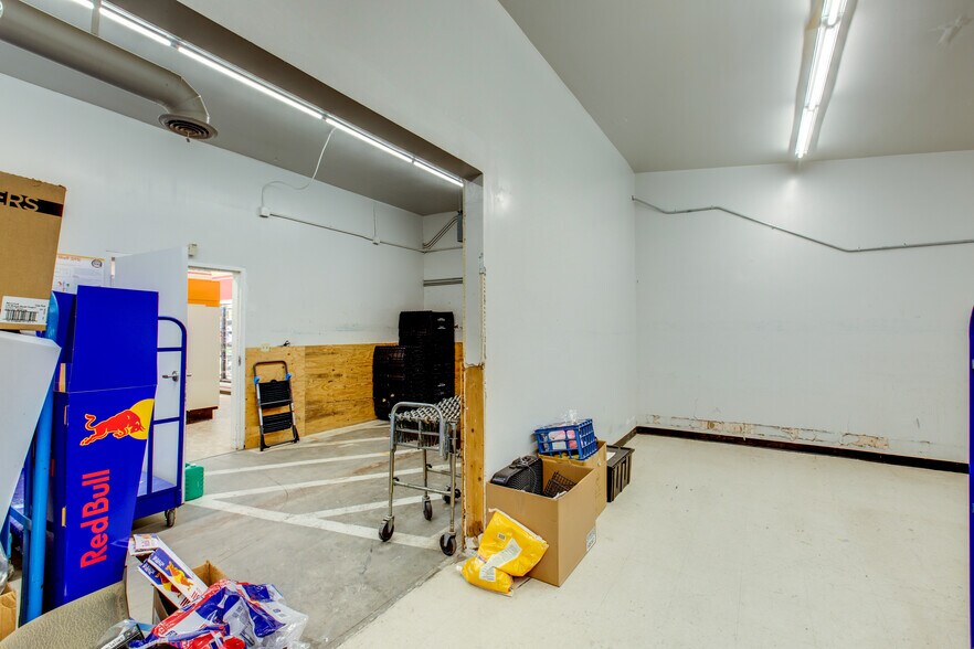 More Photos Of 100 Bennett Ave, Bennett Freestanding For Sale