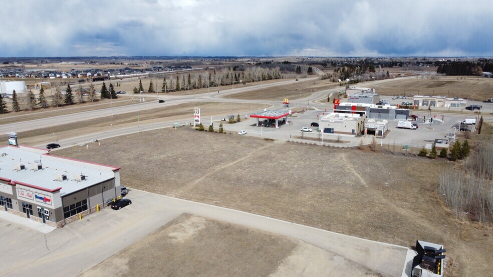 More Photos Of 6045 Parkwood, Blackfalds Land For Sale