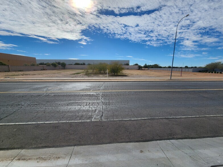 More Photos Of SEC S Douglas Dr & E Cessna Dr, Chandler Land For Sale
