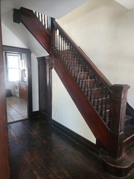 More Photos Of 4742-4754 Anthony Wayne Dr, Detroit Apartments For Sale