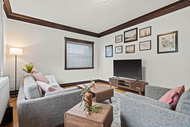 More Photos Of 702 S Bernard, Spokane Apartments For Sale