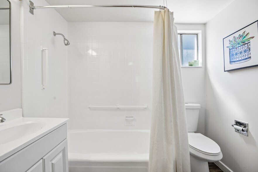 More Photos Of 1810 S Main St, Salt Lake City Apartments For Sale