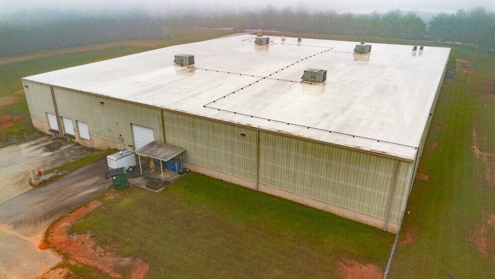 More Photos Of 93 Commerce Blvd, Ridgeway Warehouse For Sale