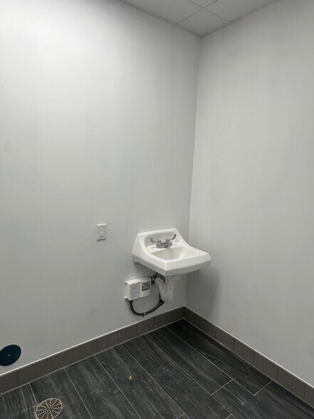 More Photos Of 14111 King Rd, Frisco Storefront Retail Office For Lease