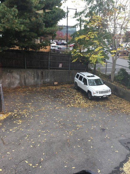 More Photos Of 1224 Hyde Park Ave, Hyde Park Loft Creative Space For Lease