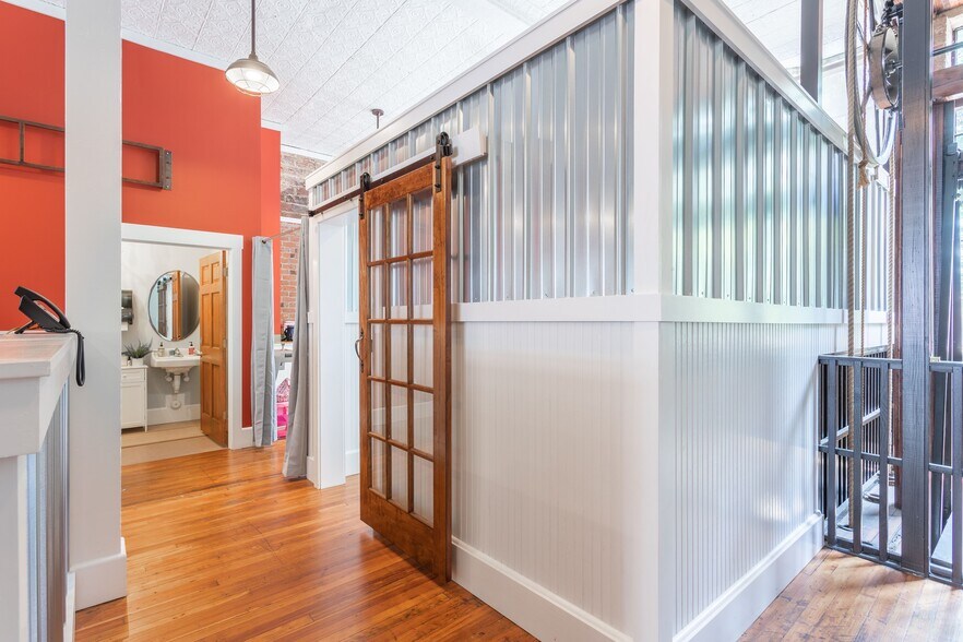 More Photos Of 705 N Main St, Winston-Salem Storefront Retail Office For Sale