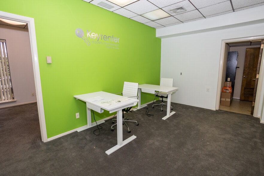 More Photos Of 179 S Maple Ave, Ridgewood Office For Sale