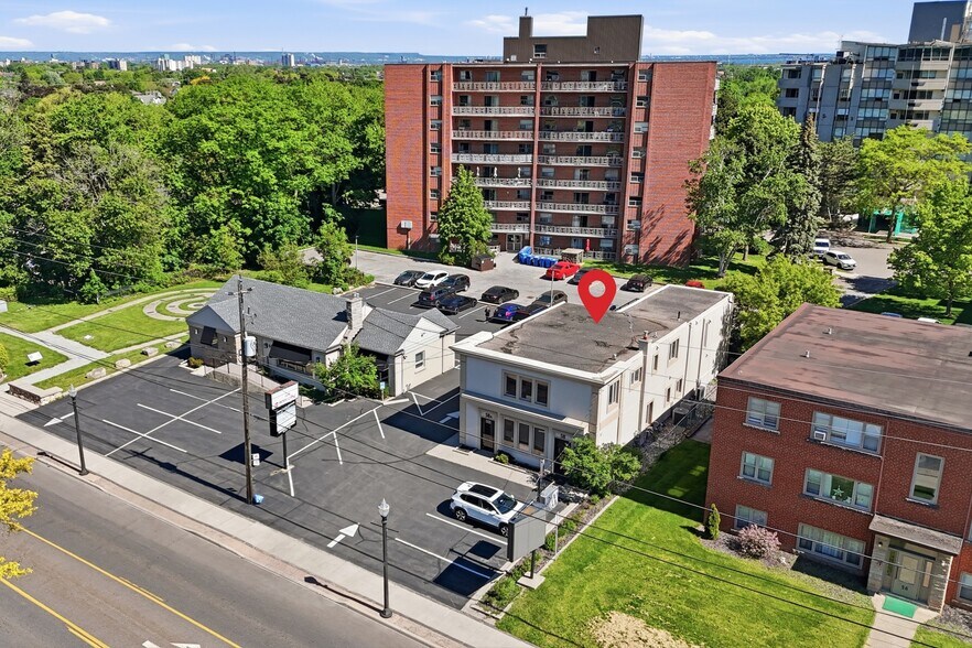 More Photos Of 58 King St W, Hamilton Office For Sale
