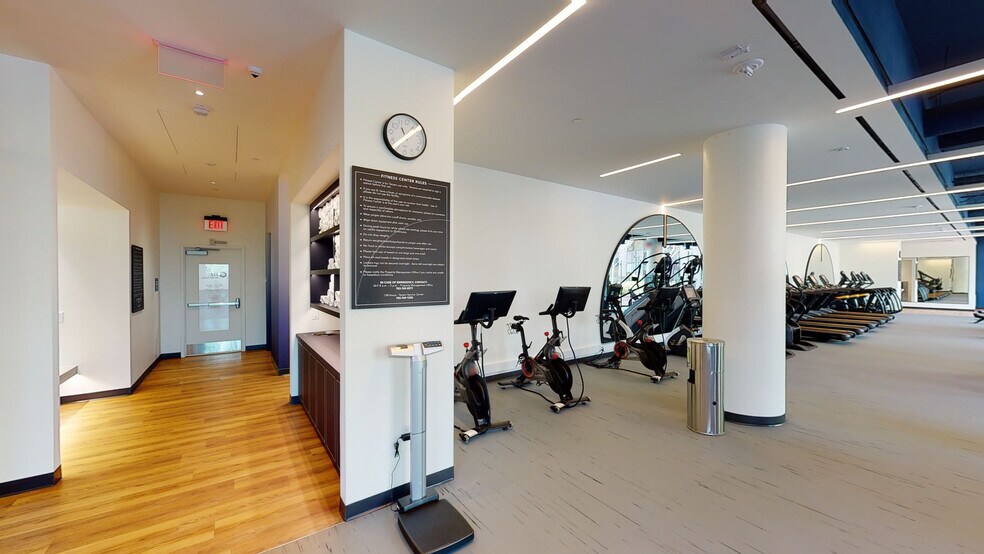 Primary Photo Of 2011 Crystal Dr, Arlington Office For Lease