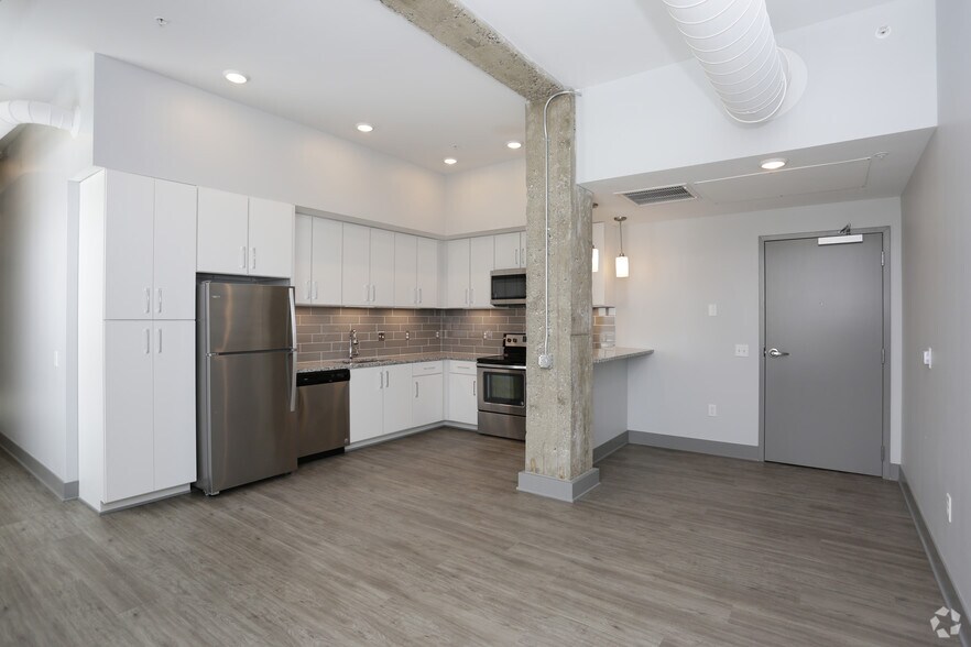 More Photos Of 285 Western Ave, Muskegon Apartments For Lease