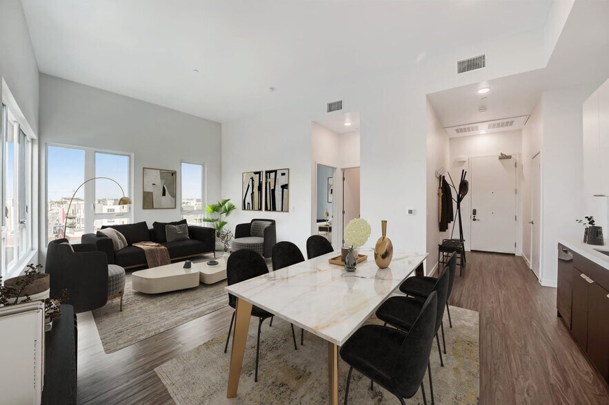 More Photos Of 107 S Hewitt St, Los Angeles Apartments For Lease