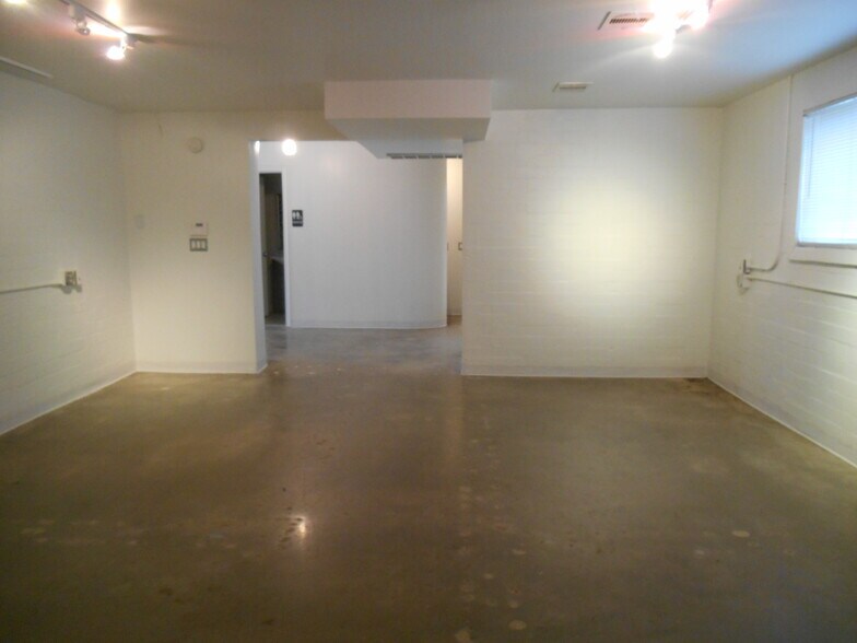 More Photos Of 3803 Bute St, Houston Storefront Retail Residential For Sale