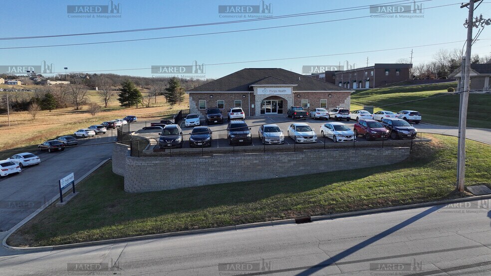 More Photos Of 575 Blues Lake Pkwy, Rolla Rehabilitation Center For Lease