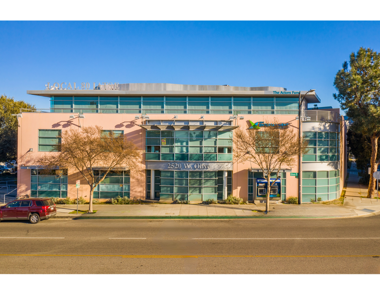 More Photos Of 2520 W Olive Ave, Burbank Medical For Lease