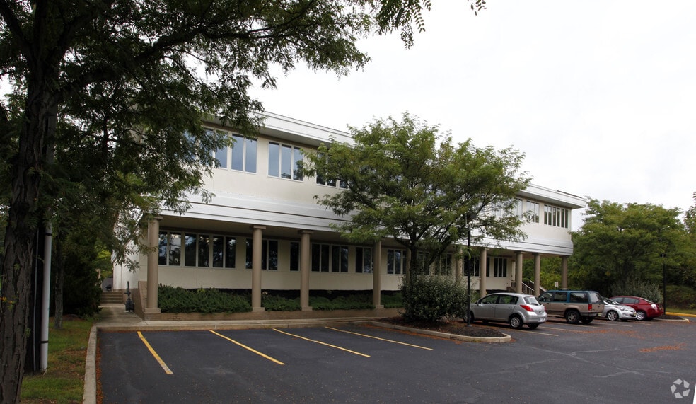 More Photos Of 875 N Kings Hwy, Deptford Township Office For Lease