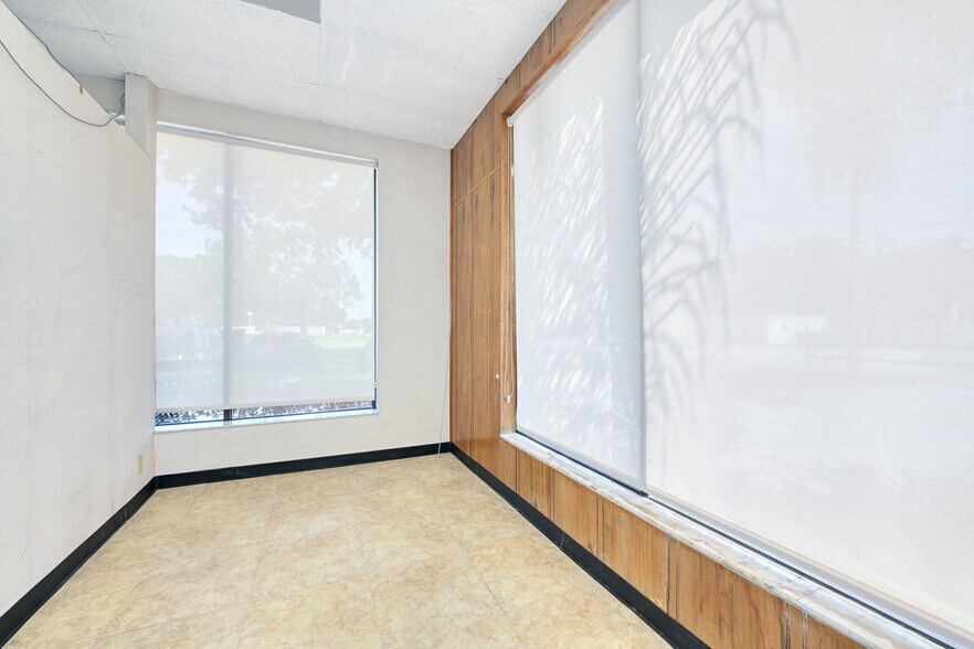 More Photos Of 5858 St Augustine Rd, Jacksonville Freestanding For Lease
