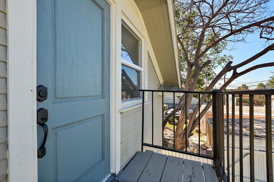 More Photos Of 1703 S Burlington Ave, Los Angeles Apartments For Sale