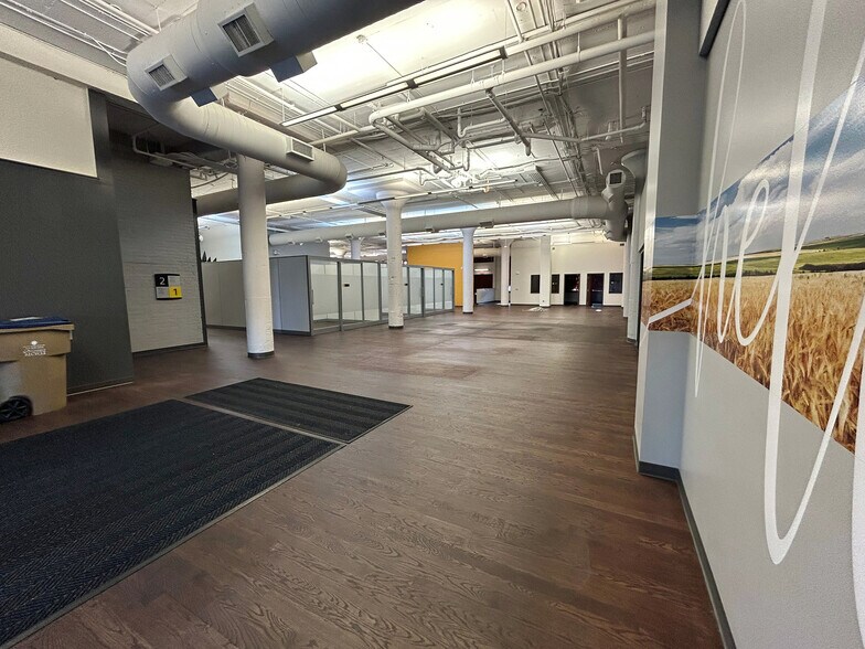 More Photos Of 238 N Mead St, Wichita Office For Sale