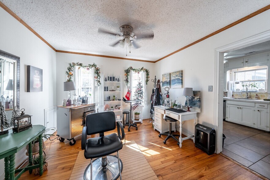 More Photos Of , Tyler Office For Sale