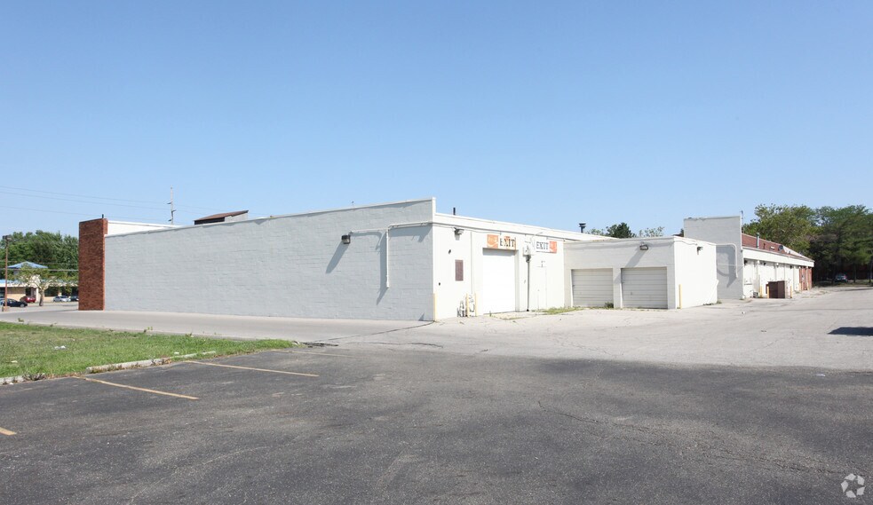 More Photos Of 6300-6334 E Livingston Ave, Reynoldsburg Unknown For Lease