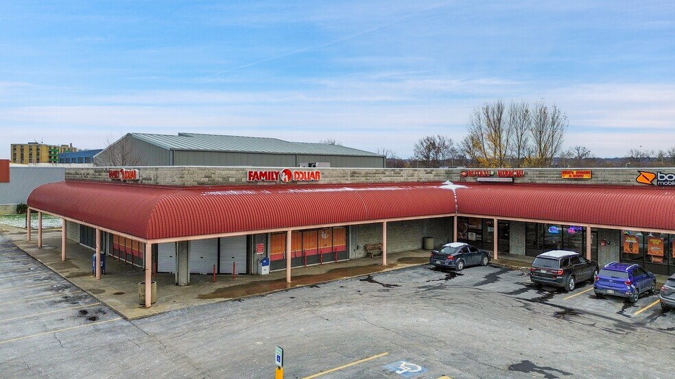 Primary Photo Of 16122 Lakeshore Blvd, Cleveland Freestanding For Sale