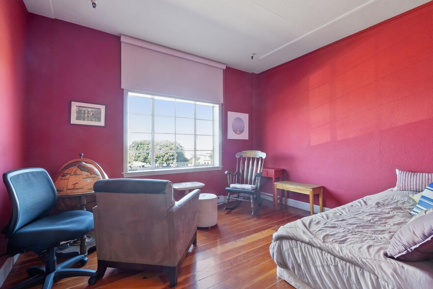 More Photos Of 757 Beach St, San Francisco Storefront Retail Office For Sale