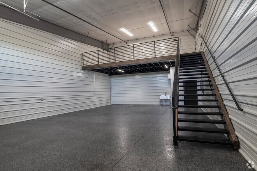 More Photos Of 7542 S Potomac St, Centennial Flex For Sale