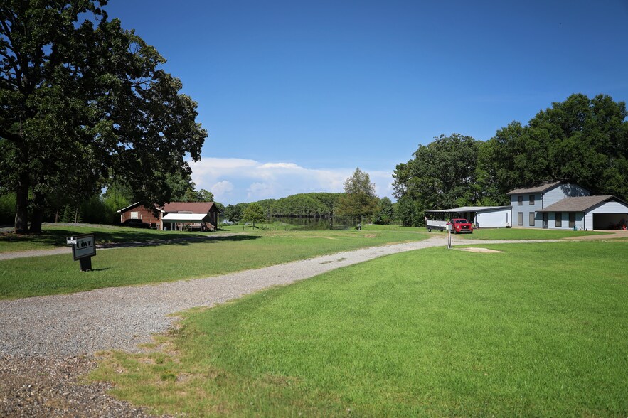 More Photos Of 505 Bub Hayner Rd, Karnack Apartments For Sale