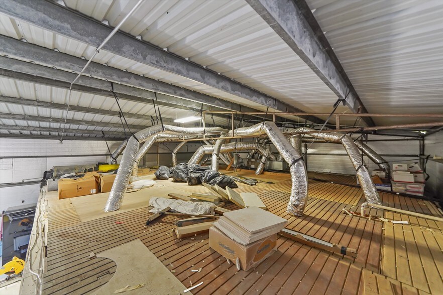 More Photos Of 6551 Calder Dr, League City Warehouse For Sale