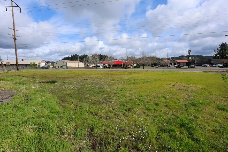 More Photos Of 1241 Highway 101, Reedsport Land For Sale