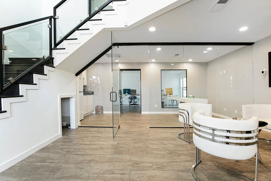 More Photos Of 207 W Alameda Ave, Burbank Office For Sale