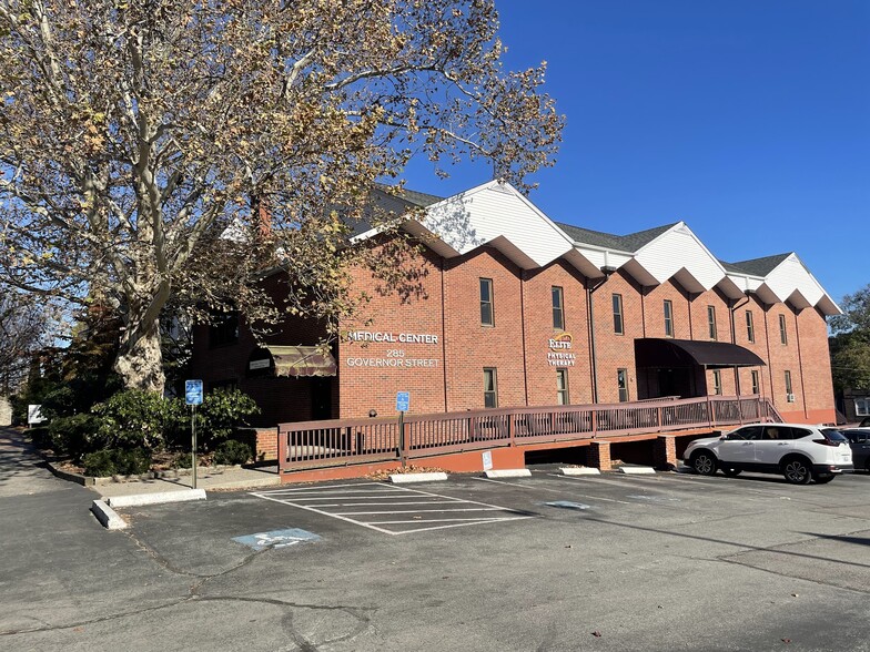 Primary Photo Of 285 Governor St, Providence Medical For Lease