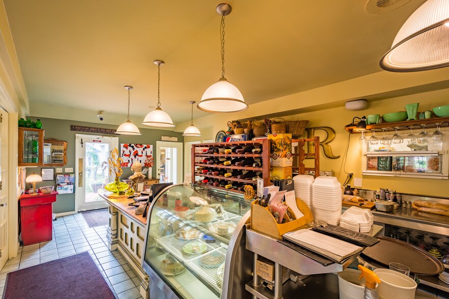 More Photos Of 181 E Brown St, Blairsville Restaurant For Sale