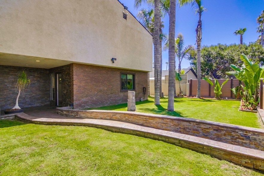 More Photos Of 4111 Bayard St, San Diego Specialty For Sale