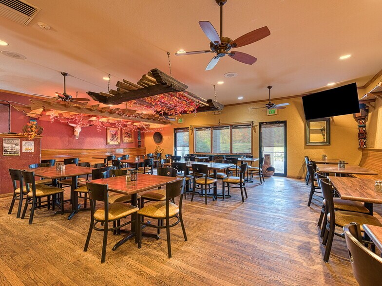 More Photos Of 11191 Telegraph Rd, Erie Specialty For Sale