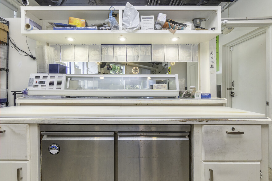 More Photos Of 909 Kapiolani Blvd, Honolulu Apartments For Lease