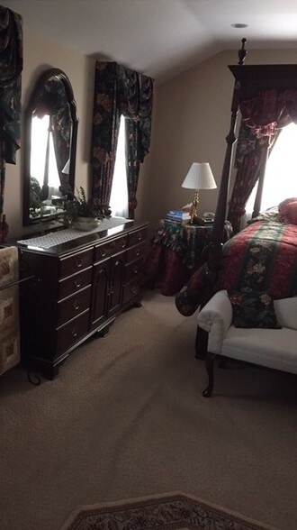 More Photos Of 1808-1810 Mount Holly Rd, Burlington Flex For Sale