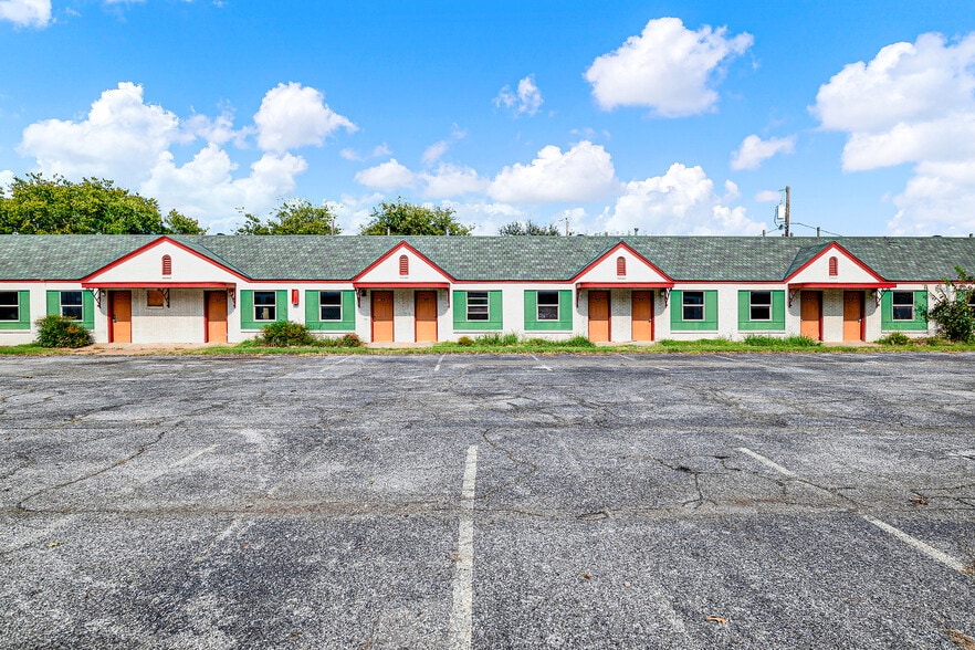 More Photos Of 2424 Texoma Pkwy, Sherman Manufactured Housing Mobile Home Park For Sale