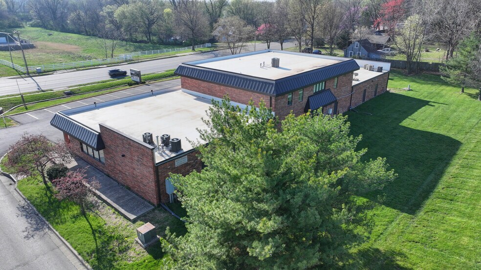 More Photos Of 2400 S Lee's Summit Rd, Independence Storefront Retail Office For Sale