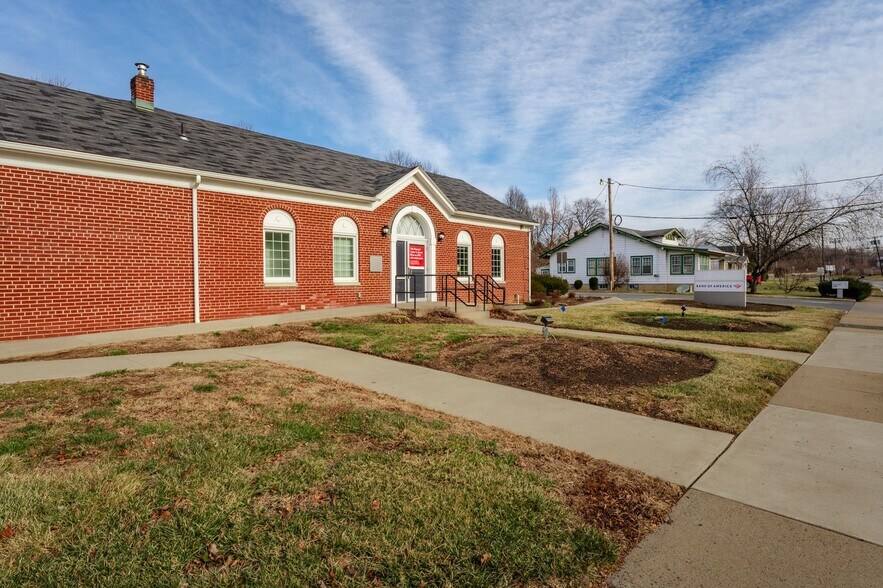 More Photos Of 709 New Brunswick Ave, Phillipsburg Bank For Lease