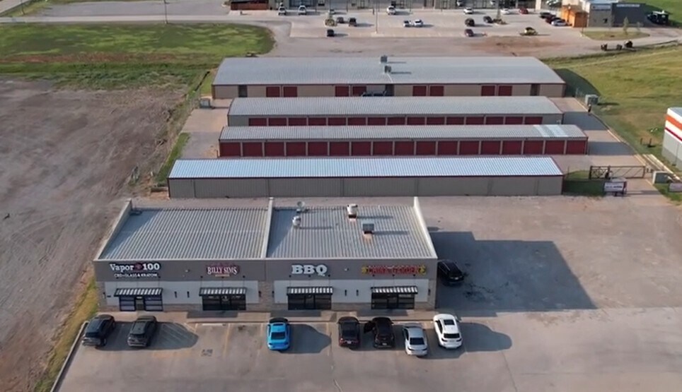Primary Photo Of 7602 Us-277 Hwy, Elgin Storefront For Sale