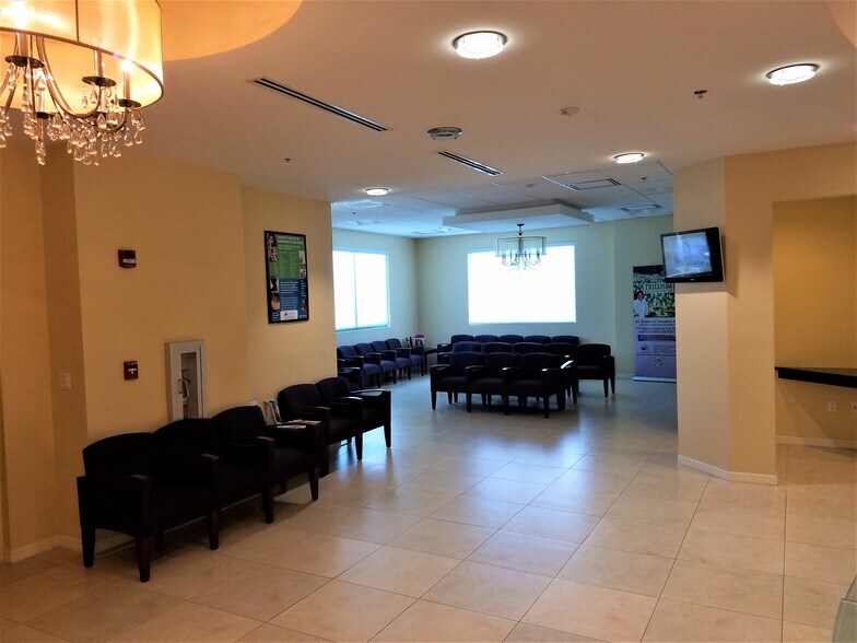 More Photos Of 7545 W Boynton Beach Blvd, Boynton Beach Medical For Lease